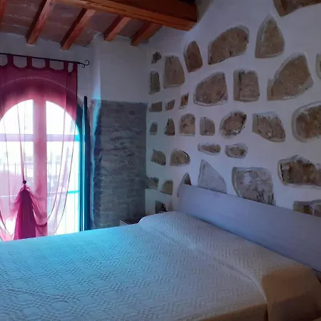 Casa Di Nonno Gio Holiday home *