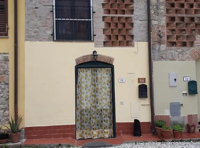 Tatil Evi Casa Di Nonno Gio Vecchiano